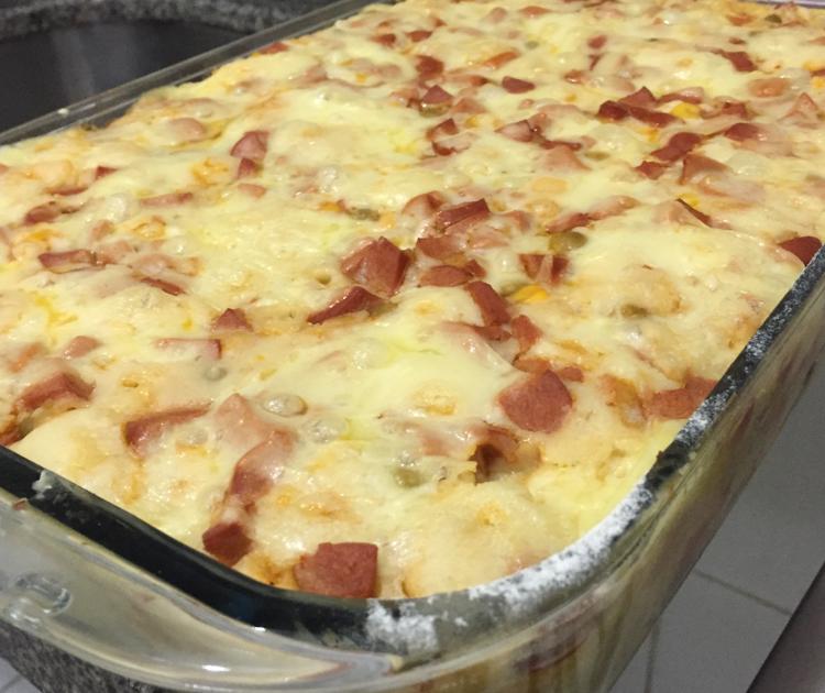 Massa de torta de liquidificador com creme de leite